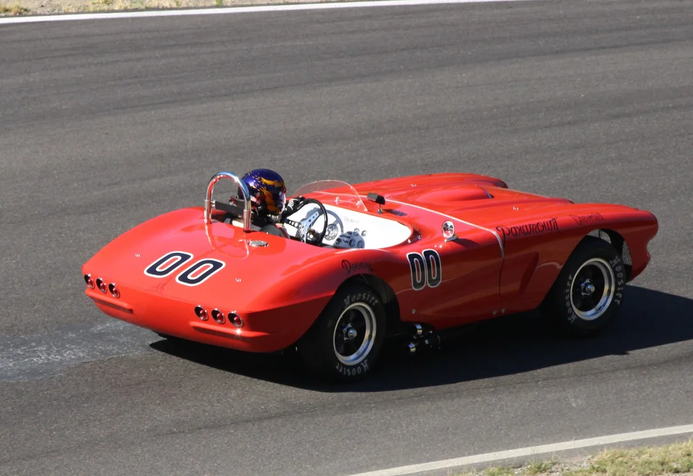 00 1961 MacDonald Corvette Special — Old Yeller II